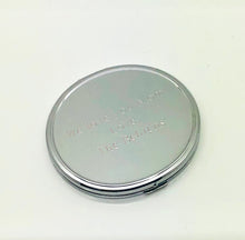 Personalized oval compact mirror, engraved with text