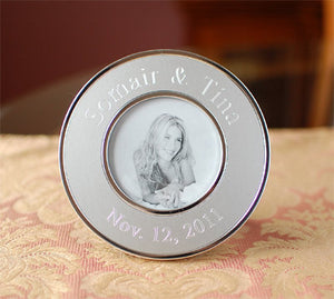 Personalized photo frame, Engraved metal photo frame Personalized round silver picture frame wedding favor