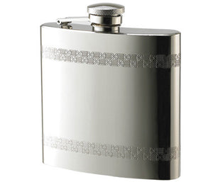 Engraved stainless steel liquor flask with checkered pattern border - Personalized Pocket flask for Groomsmen, bestman, fathers of bride