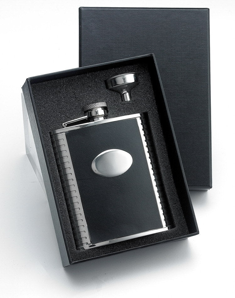 Personalized Black leather 6oz flask gift set - Groomsmen, Father of the bride/groom gift