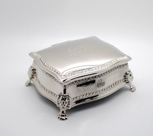 Personalized victorian 6 inch jewelry box - Engraved with name or monogram
