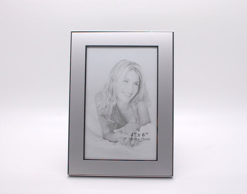 Personalized 4x6 picture frame  -  Engraved photo frame - Silver picture frame with engraving